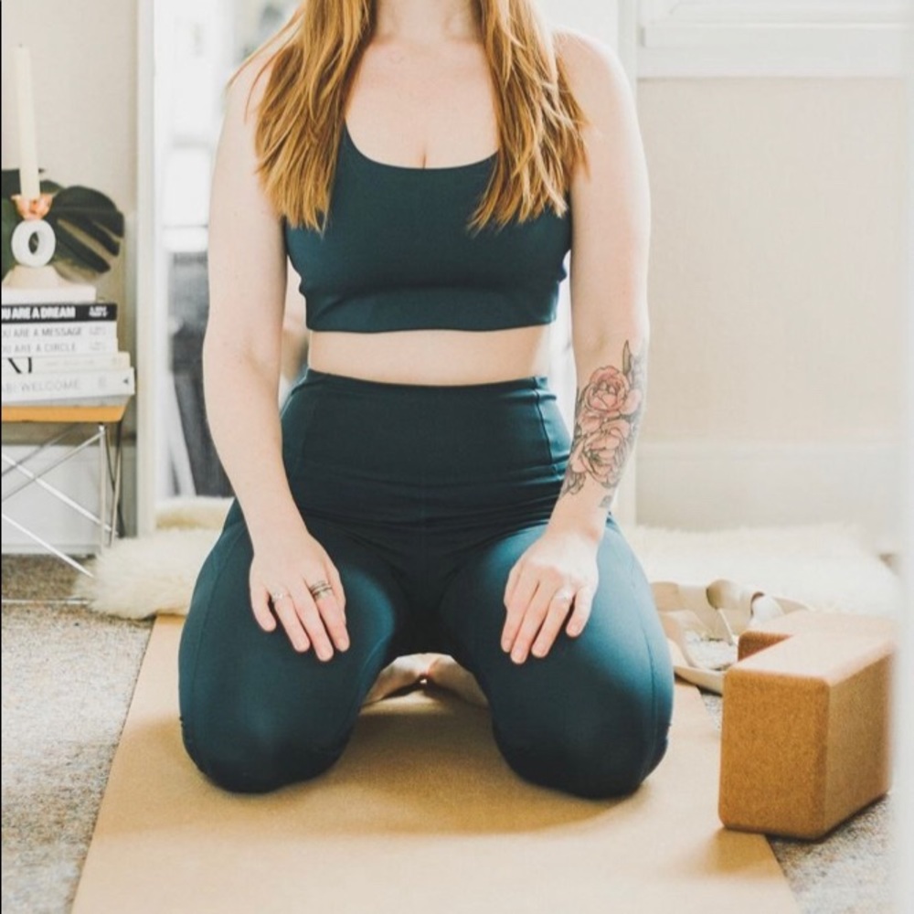 Girlfriend collective Paloma Bra in Globe